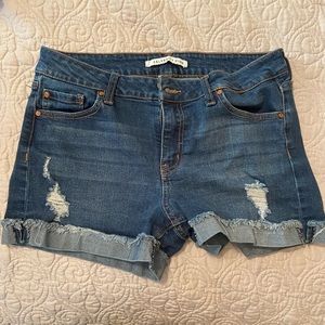 Celebrity pink denim shorts